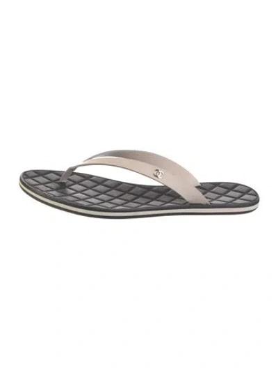 Pre-owned Chanel 2015 Interlocking Cc Logo Flip Flops In Neutral