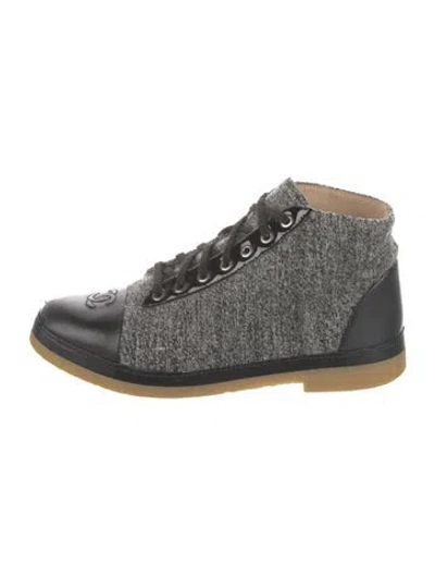 Pre-owned Chanel 2015 Interlocking Cc Logo Lace-up Boots In Multi
