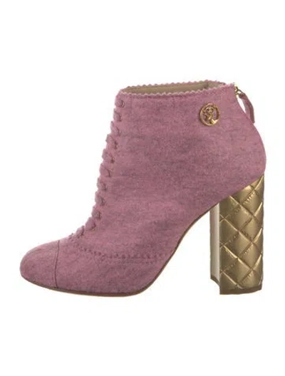 Pre-owned Chanel 2015 Interlocking Cc Logo Lace-up Boots In Pink
