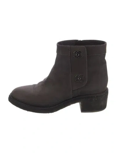 Pre-owned Chanel 2015 Interlocking Cc Logo Moto Boots In Black