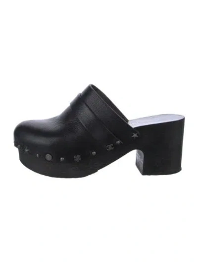 Pre-owned Chanel 2015 Interlocking Cc Logo Mules In Black