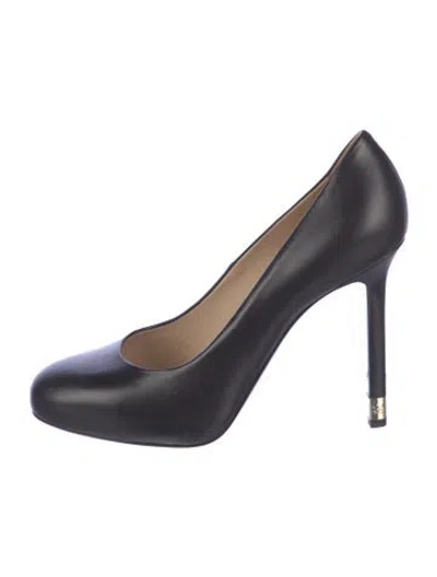 Pre-owned Chanel 2015 Interlocking Cc Logo Pumps In Black