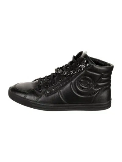 Pre-owned Chanel 2015 Interlocking Cc Logo Sneakers In Black
