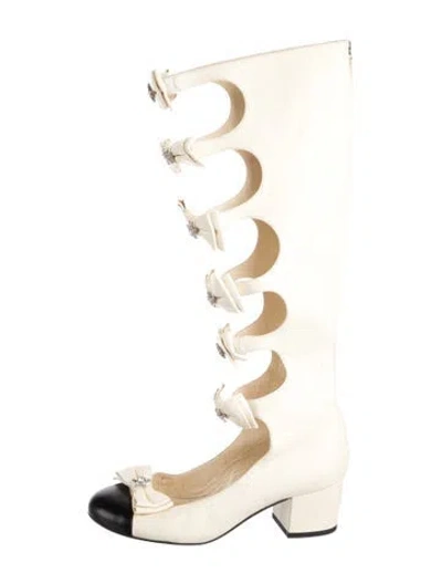 Pre-owned Chanel 2015 Leather Boots In Neutral