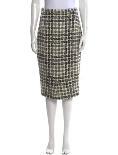 Pre-owned Chanel 2015 Midi Length Skirt In Black