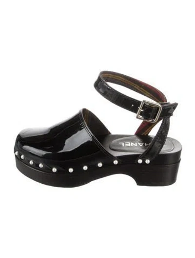 Pre-owned Chanel 2015 Paris-salzburg Flats In Black