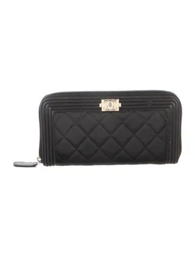 Pre-owned Chanel 2015-2016 Boy Continental Wallet In Black