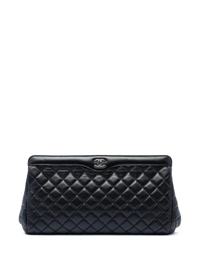 Pre-owned Chanel 2015-2016 Cc Quilted Lambskin Frame Clutch Bag In Black