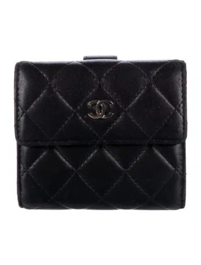 Pre-owned Chanel 2015-2016 French Purse French Purse In Black