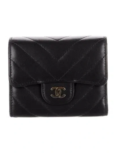 Pre-owned Chanel 2015-2016 Interlocking Cc Logo Wallet In Black