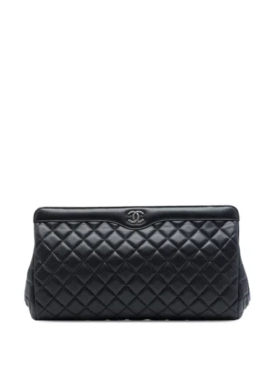 Pre-owned Chanel 2015-2016 Large Cc Quilted Caviar Frame Clutch Bag In Black