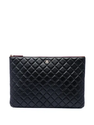 Pre-owned Chanel 2015-2016 Large Quilted Lambskin O Case Clutch Bag In Black