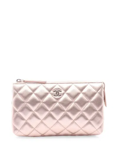 Pre-owned Chanel 2015-2016 Matelassé Metallic Pouch In Pink