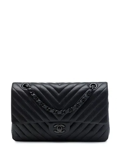 Pre-owned Chanel 2015-2016 Medium Classic Chevron Lambskin So Black Double Flap Shoulder Bag