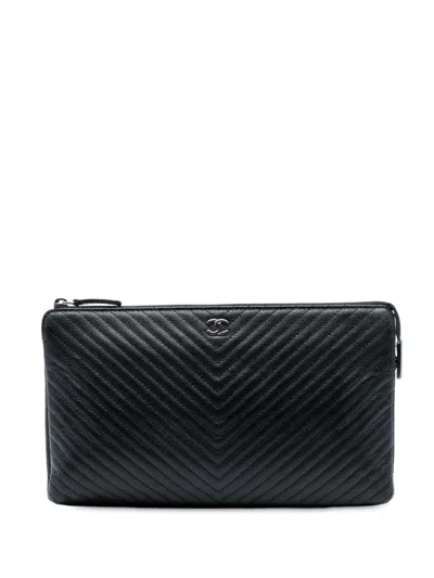 Pre-owned Chanel 2016-2017 Cc Chevron Caviar Zip Clutch Bag In Black