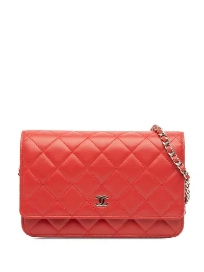 Pre-owned Chanel 2016-2017 Cc Quilted Lambskin Wallet On Chain Crossbody Bag In Red
