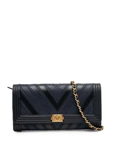 Pre-owned Chanel 2016-2017 Chevron Mixed Leathers Boy Wallet On Chain Crossbody Bag In Blue