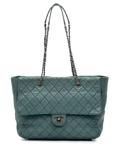 Pre-owned Chanel 2016-2017 Large Cc Quilted Washed Lambskin Front Flap Tote Bag