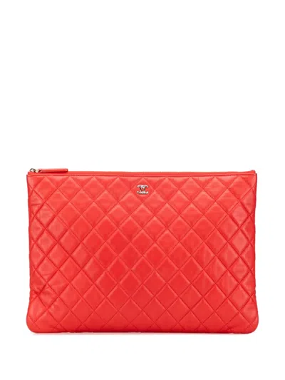 Pre-owned Chanel 2016-2017 Large Quilted Lambskin O Case Clutch Bag In Red