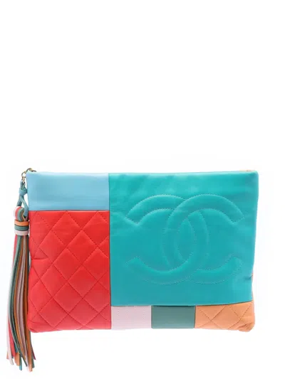Pre-owned Chanel 2016-2017 Medium Lambskin Colorblock Patchwork O Case Clutch Bag In Blue