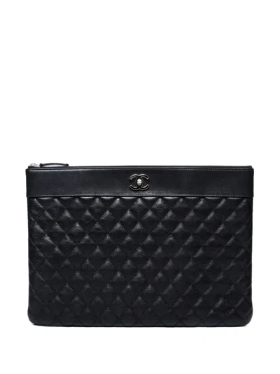 Pre-owned Chanel 2016-2017 Quilted Leather Clutch Bag In Black