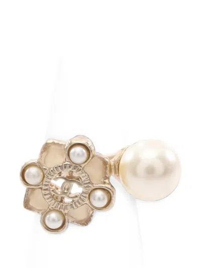 Pre-owned Chanel 2016 Coco Mark Faux-pearl Ring In Gold