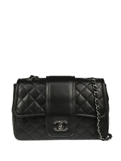 Pre-owned Chanel 2016 Elementary Chic Shoulder Bag In Black