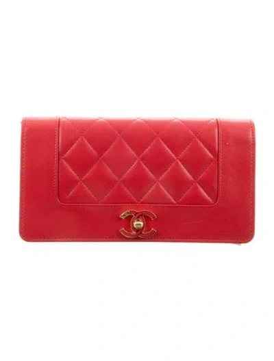 Pre-owned Chanel 2016 Interlocking Cc Logo Bifold Wallet In Multi