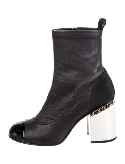Pre-owned Chanel 2016 Interlocking Cc Logo Boots In Black