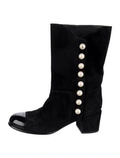 Pre-owned Chanel 2016 Interlocking Cc Logo Boots In Black
