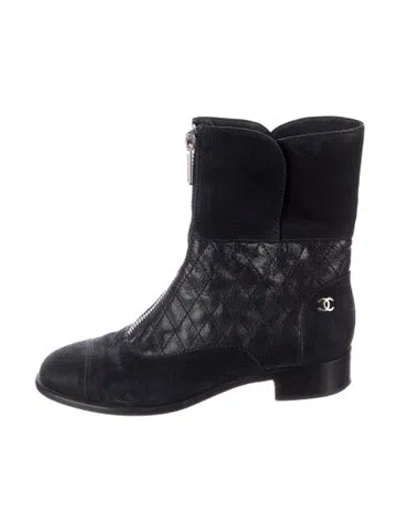 Pre-owned Chanel 2016 Interlocking Cc Logo Boots In Black