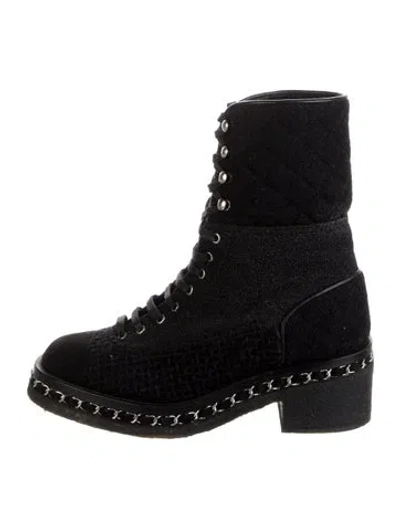 Pre-owned Chanel 2016 Interlocking Cc Logo Combat Boots In Black