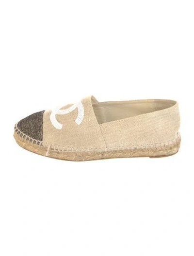 Pre-owned Chanel 2016 Interlocking Cc Logo Espadrilles In Neutral
