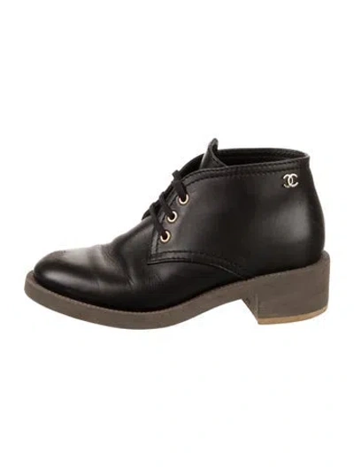 Pre-owned Chanel 2016 Interlocking Cc Logo Lace-up Boots In Black
