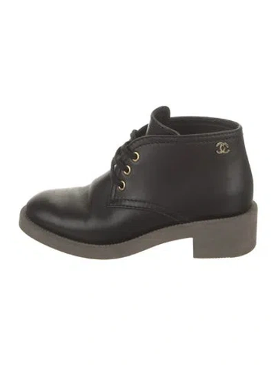 Pre-owned Chanel 2016 Interlocking Cc Logo Lace-up Boots In Black