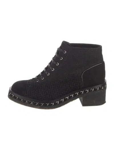 Pre-owned Chanel 2016 Interlocking Cc Logo Lace-up Boots In Black