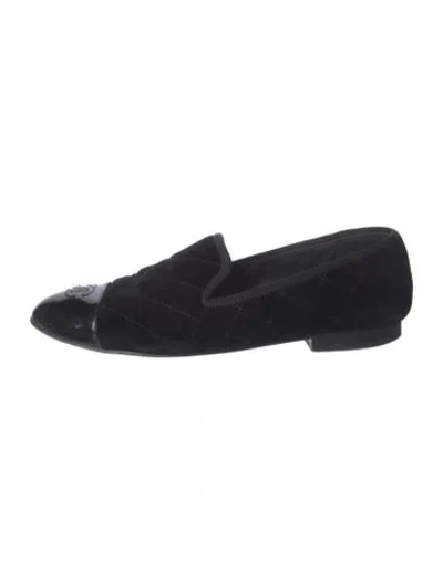 Pre-owned Chanel 2016 Interlocking Cc Logo Loafers In Black