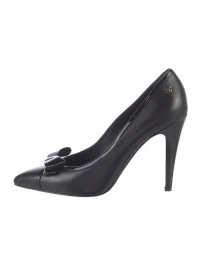 Pre-owned Chanel 2016 Interlocking Cc Logo Pumps In Black