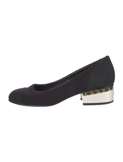 Pre-owned Chanel 2016 Interlocking Cc Logo Pumps In Black/blue