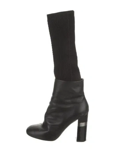 Pre-owned Chanel 2016 Interlocking Cc Logo Sock Boots In Black