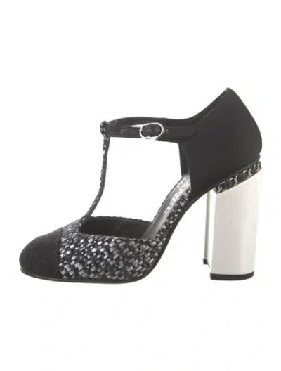 Pre-owned Chanel 2016 Interlocking Cc Logo T-strap Pumps In Black