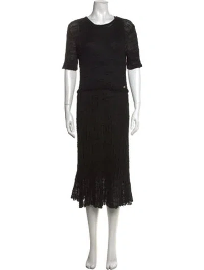 Pre-owned Chanel 2016 Midi Length Dress In Black