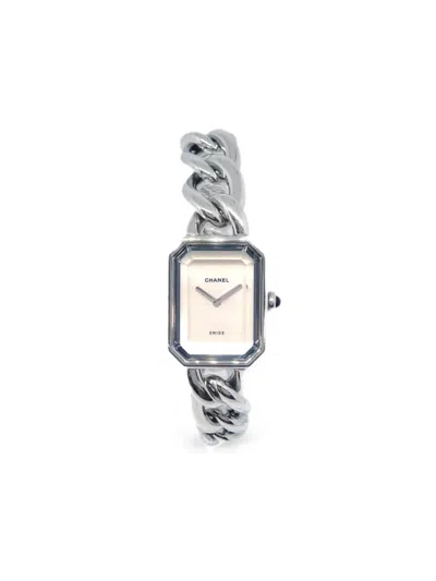 Pre-owned Chanel 2016 Premiere 26mm In Silver