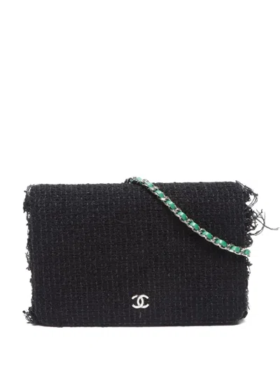 Pre-owned Chanel 2016 Robot Tweed Cross Body Bag In 黑色