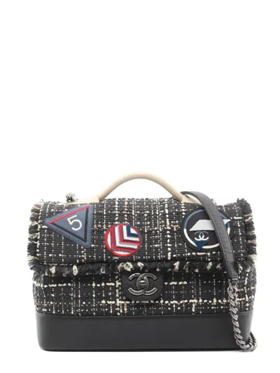 Pre-owned Chanel 2016 Tweed Chain Shoulder Bag In Black