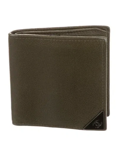 Pre-owned Chanel 2016-2017 Bifold Bifold Wallet In Green