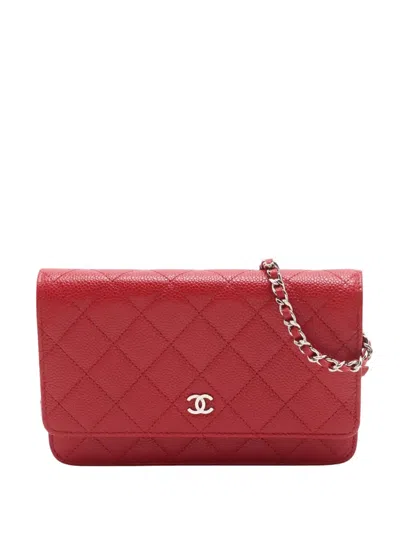Pre-owned Chanel 2016-2017 Cc Quilted Caviar Wallet On Chain Crossbody Bag In Red