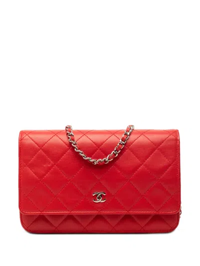 Pre-owned Chanel 2016-2017 Cc Quilted Lambskin Wallet On Chain Crossbody Bag In Red