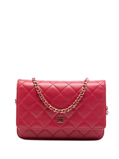 Pre-owned Chanel 2016-2017 Cc Quilted Lambskin Wallet On Chain Crossbody Bag In Red