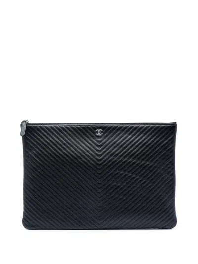 Pre-owned Chanel 2016-2017 Large Chevron Caviar O Case Clutch Bag In Black